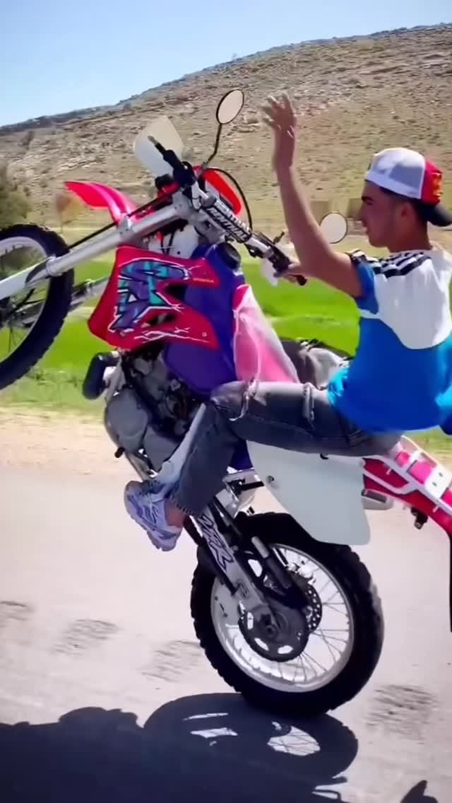 Post 6 by 🎌سی ار ام بازان جهرم🎌 on Instagram (video)