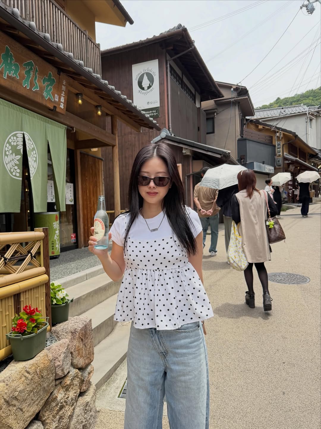 Post 7 by 𝐦 𝐚 𝐮 𝐢 on Instagram (carousel)