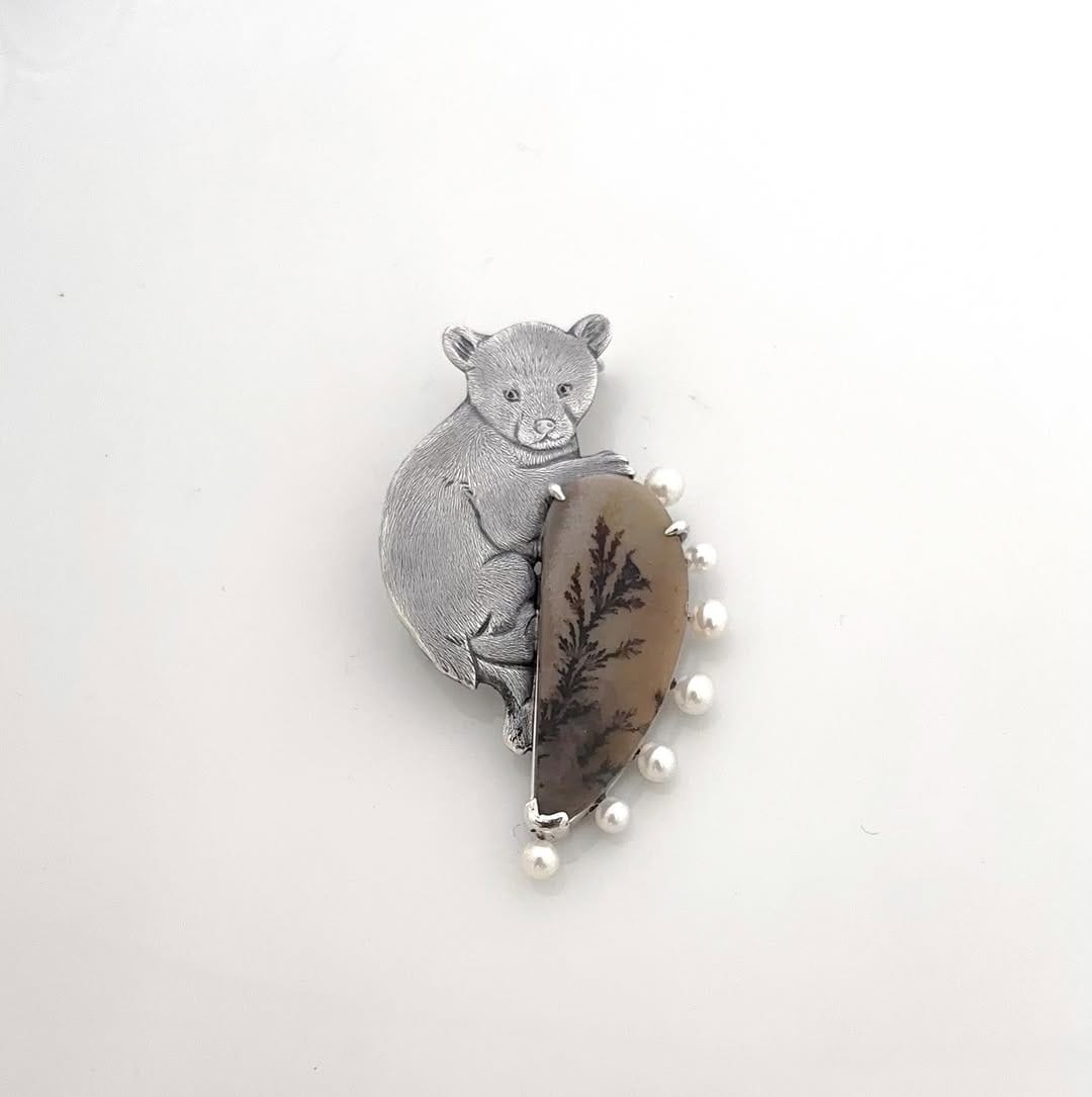 Post 10 by Maya Mizuno on Instagram (image)