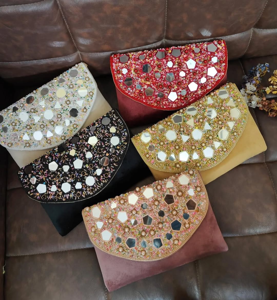 Post 8 by Zainab Handicrafts (Clutch Jutti Wholesale) on Instagram (carousel)