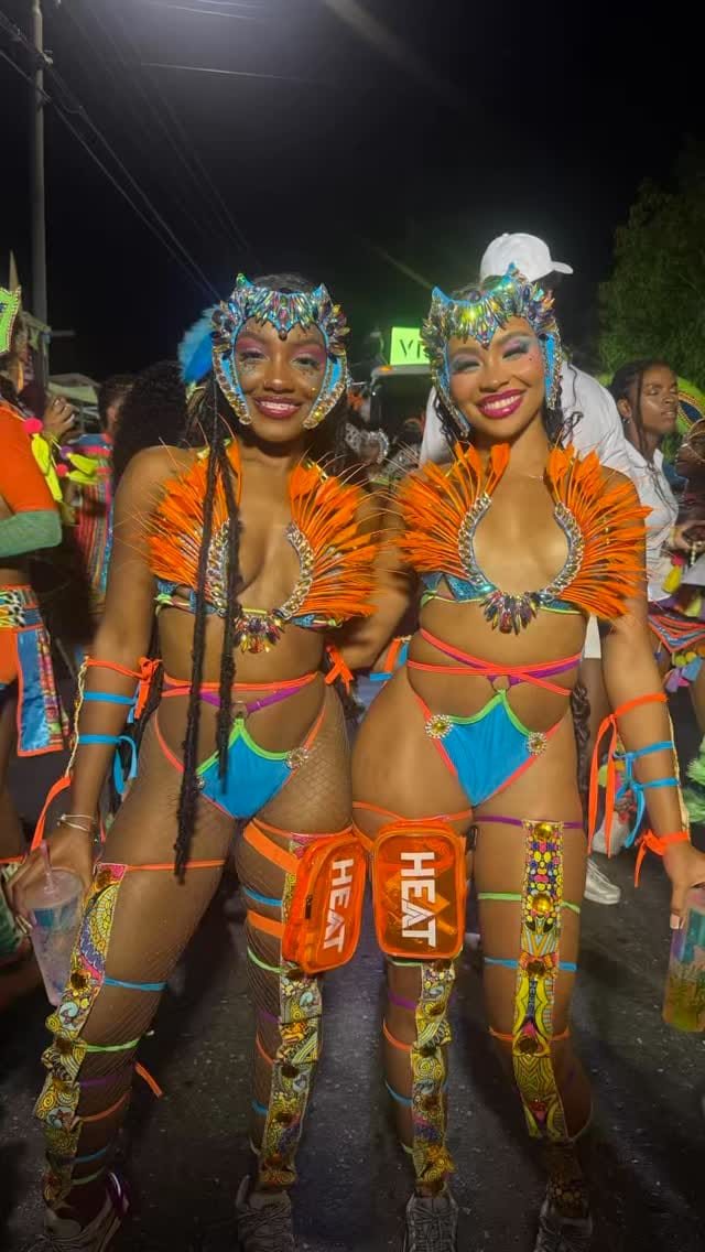 Post 7 by Neysha🍍✨ on Instagram (video)