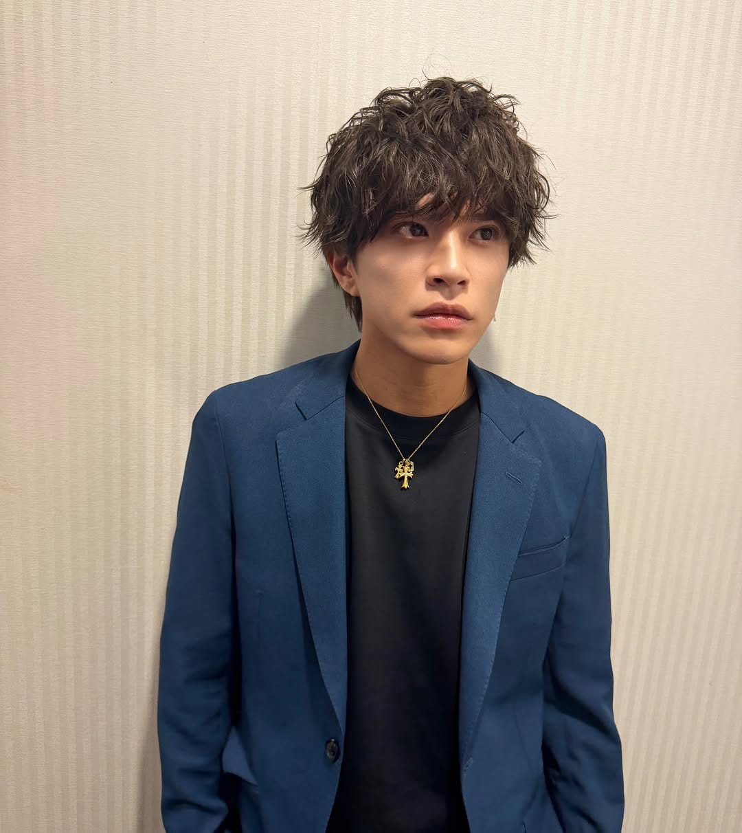 Post 2 by Kanagon。(宮島香奈子)   【ヘアメイク派遣事務所】【Hairset ＆make  Salon経営】（渋谷店&池袋店） on Instagram (carousel)