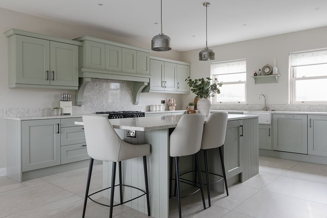 Post 5 by Glenvale kitchens & Bedrooms on Instagram (carousel)
