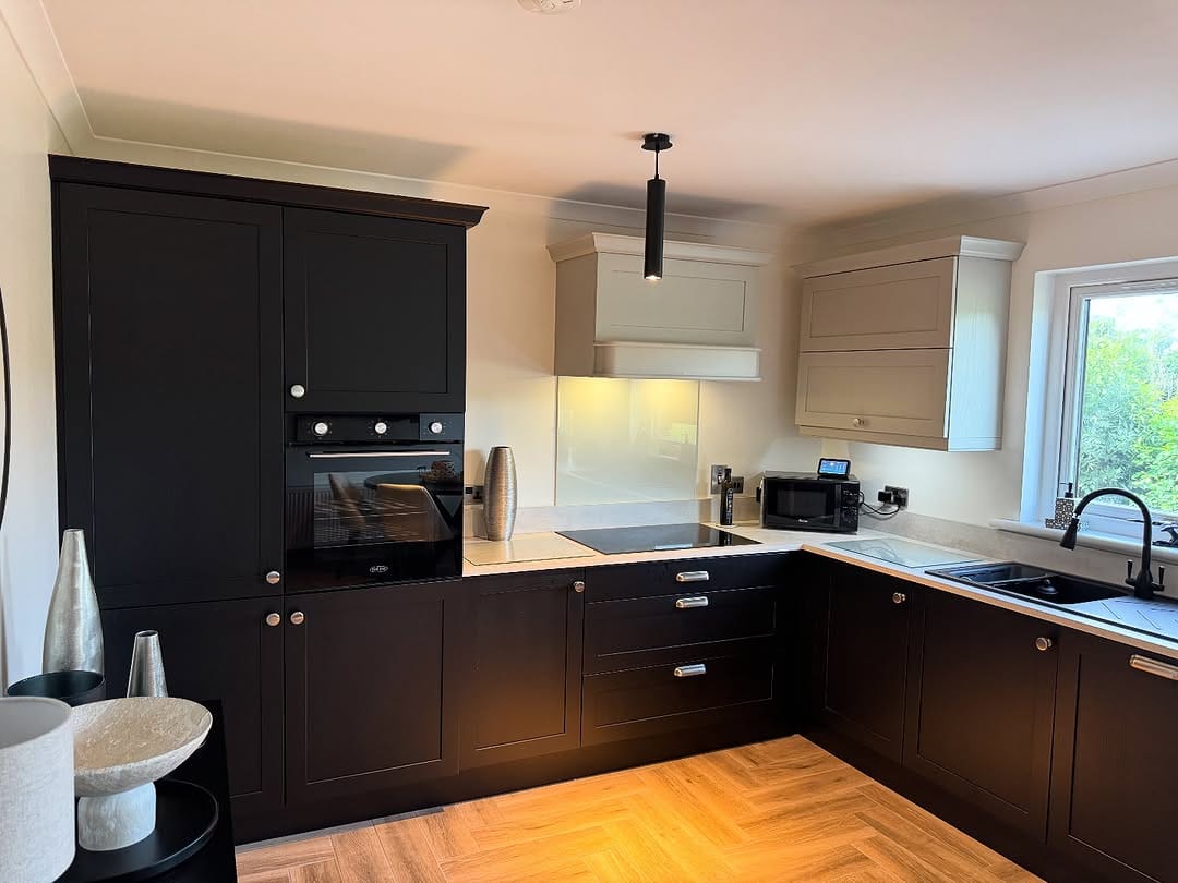 Post 8 by Glenvale kitchens & Bedrooms on Instagram (carousel)