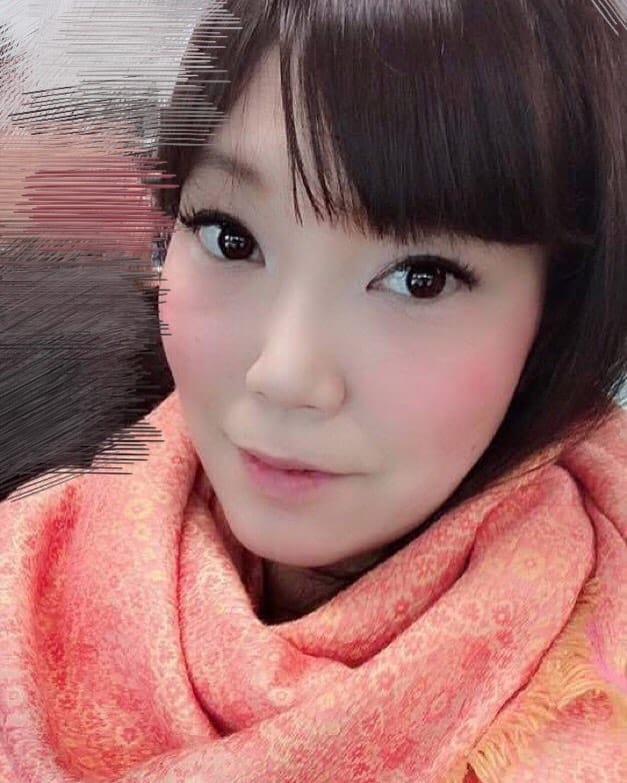 Post 5 by TOMOMI💖R&B Singer/ 歌手/Vocalist on Instagram (carousel)