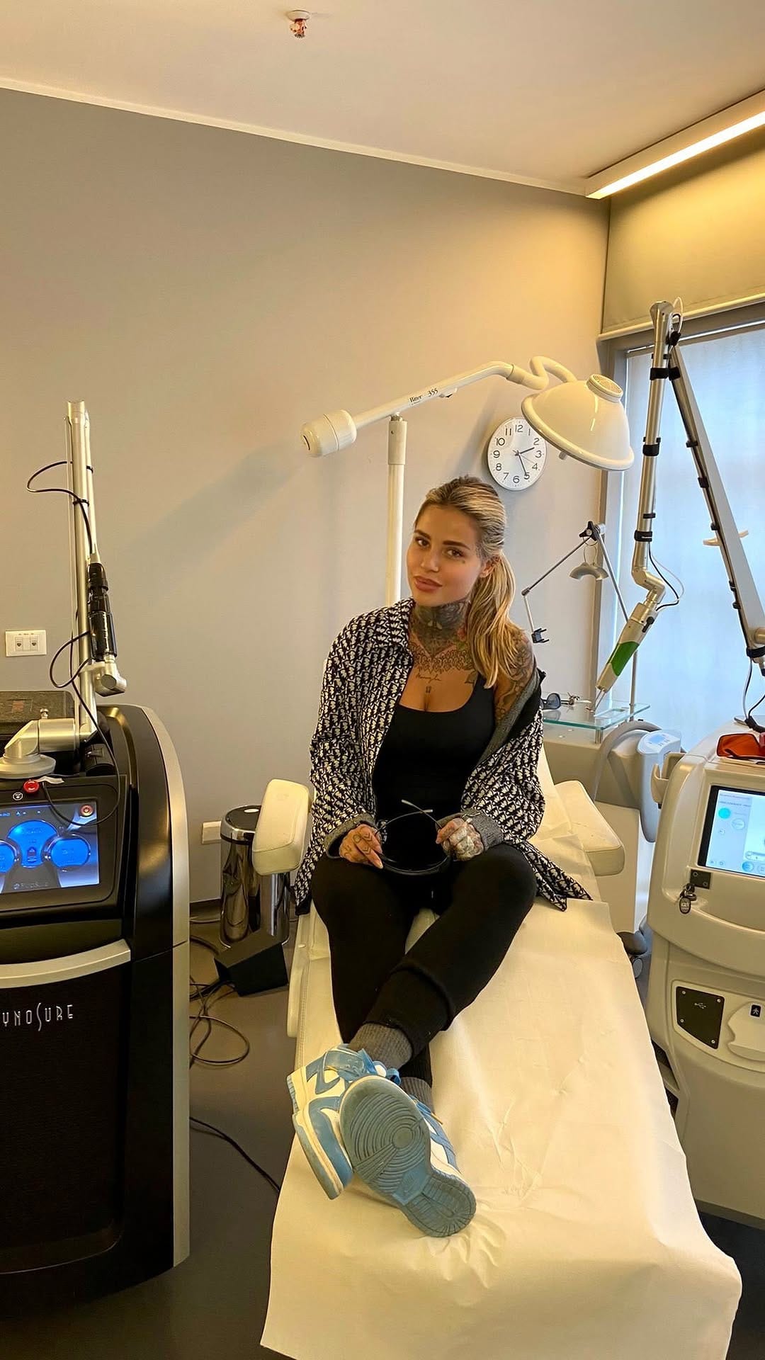 Post 10 by LASER CLINIC MILANO | Chirurgia Plastica | Rimozione tatuaggi on Instagram (video)