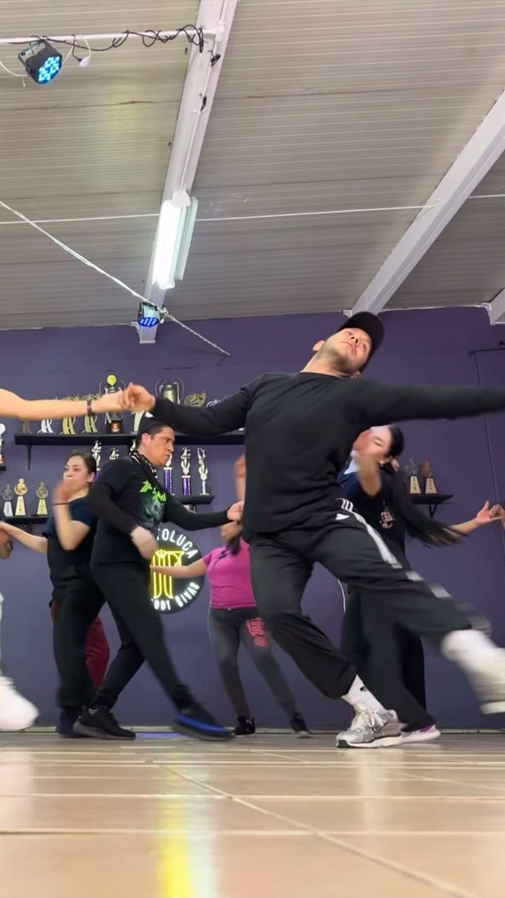 Post 10 by 𝗙 𝗥 𝗘 𝗗 𝗗 𝗬   𝗥 𝗜 𝗩 𝗔 𝗦 on Instagram (video)