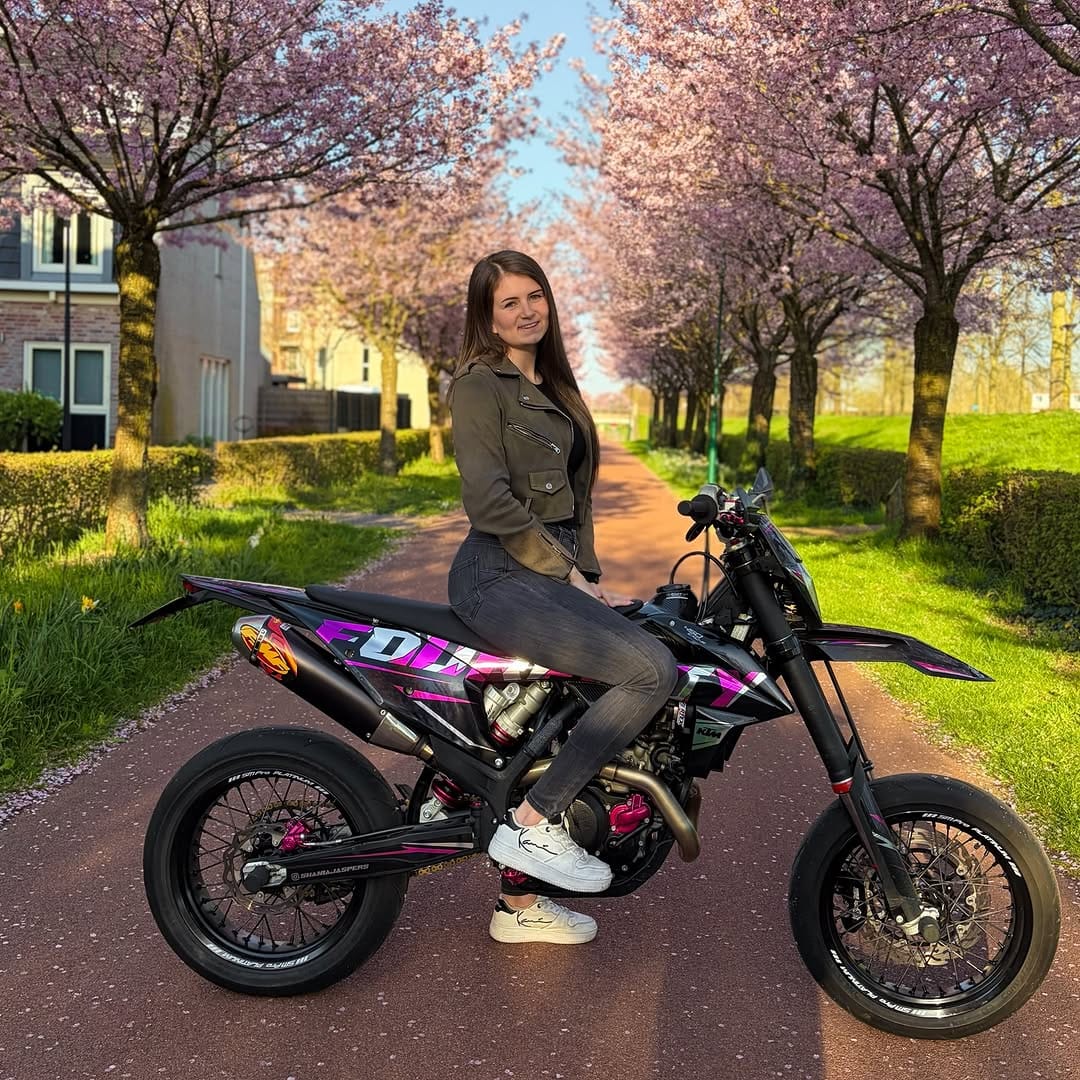 Post 7 by KTM EXC 125 | SUPERMOTO on Instagram (image)