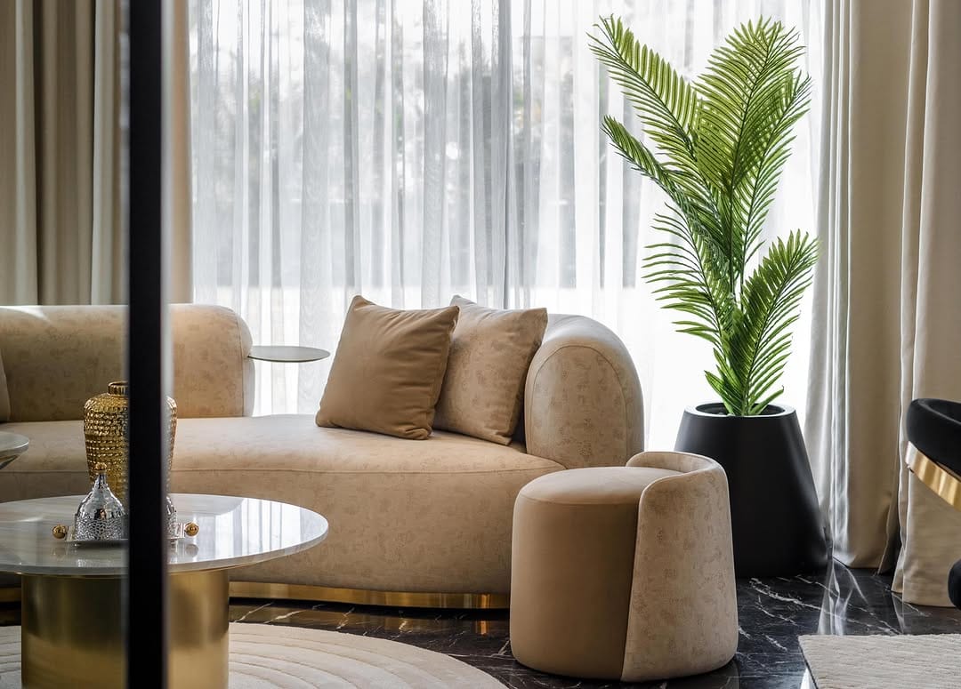 Post 6 by Vivid Design Hub on Instagram (carousel)