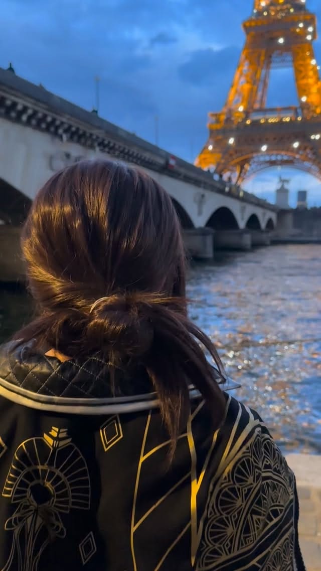 Post 2 by Waafuru Shiba on Instagram (video)