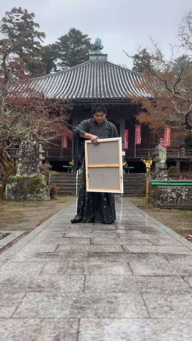 Post 9 by 黒木 拓実｜厄祓い絵師 on Instagram (video)