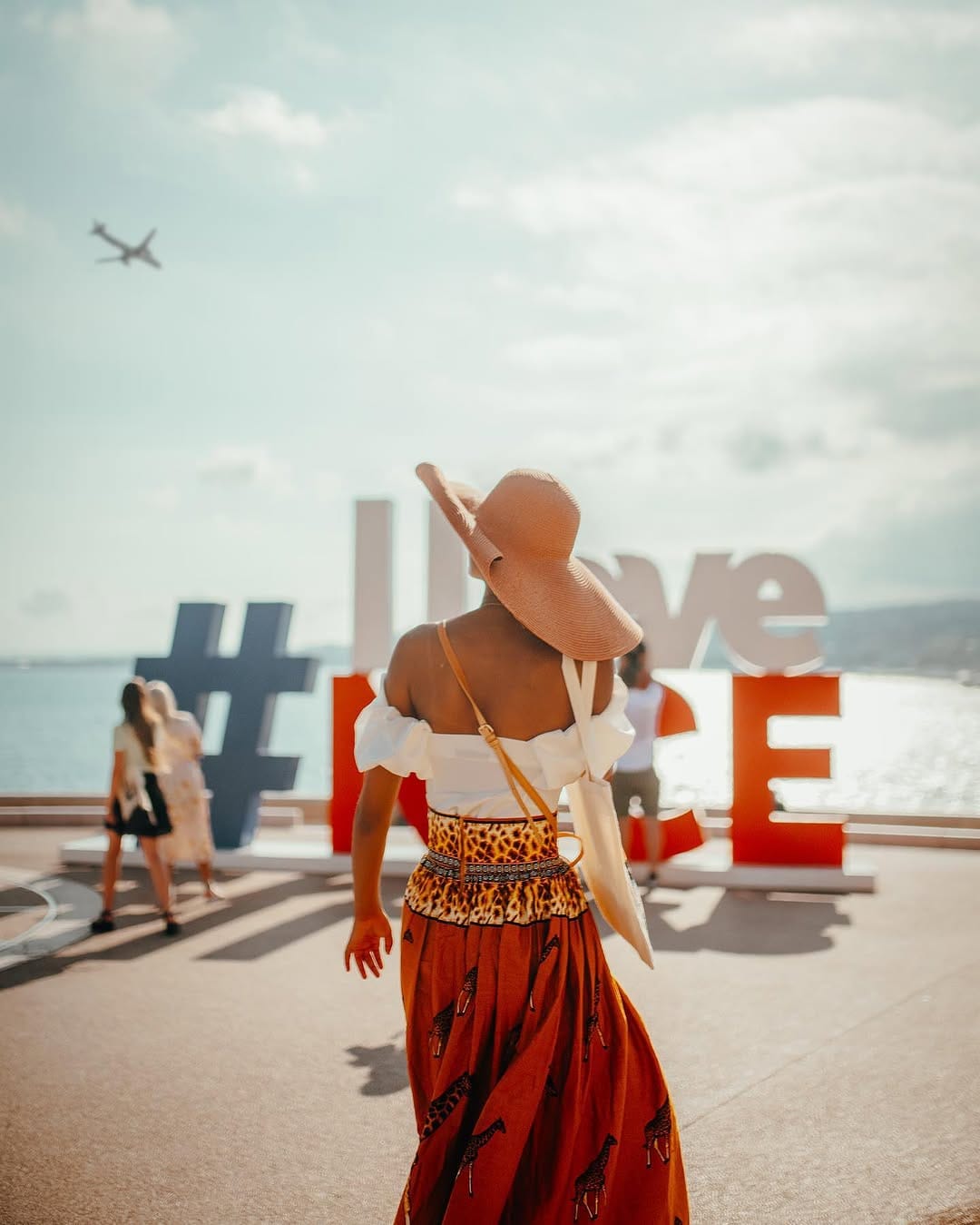 Post 10 by Aurélie on Instagram (carousel)