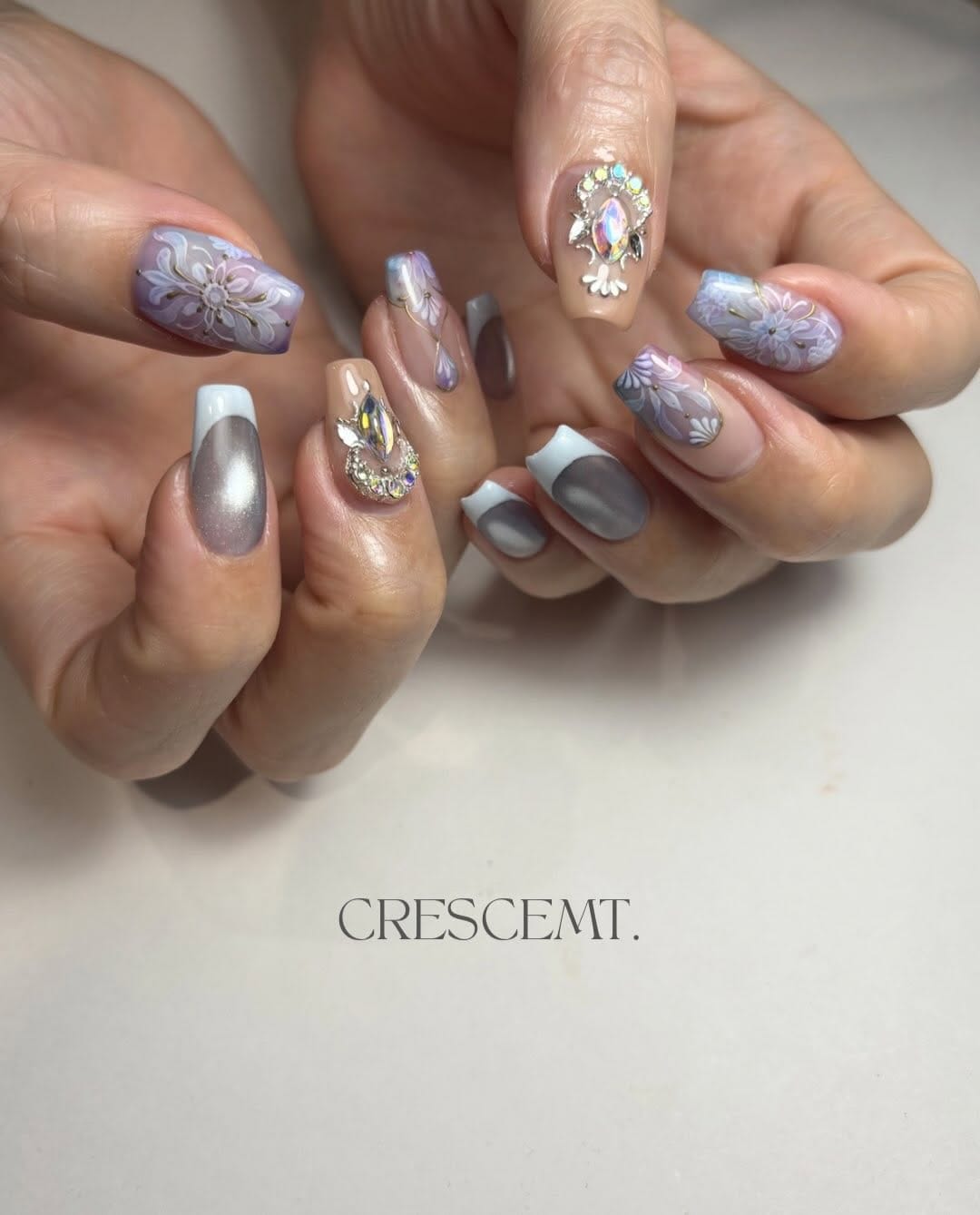 Post 1 by yuka takeyama on Instagram (carousel)