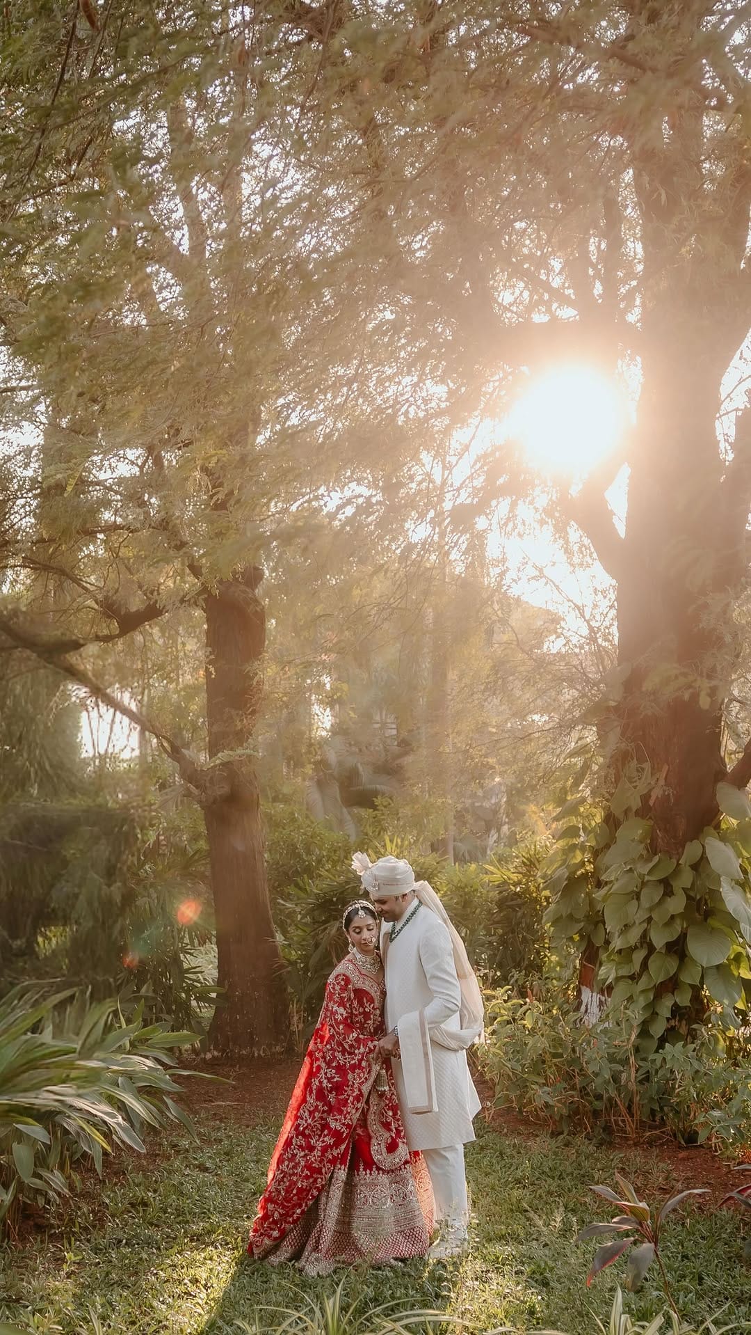 Post 4 by ELOPE Photos & Films. on Instagram (video)