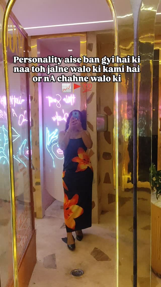 Post 6 by Visha Parashar on Instagram (video)