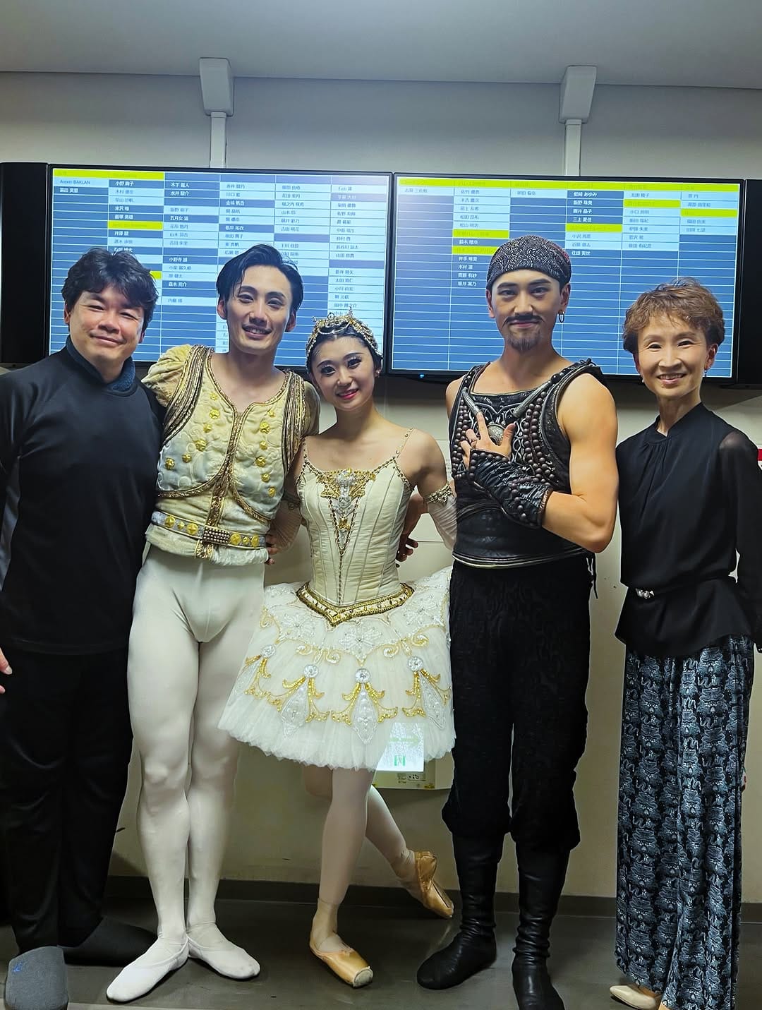 Post 3 by Yuri Kimura木村優里 on Instagram (carousel)