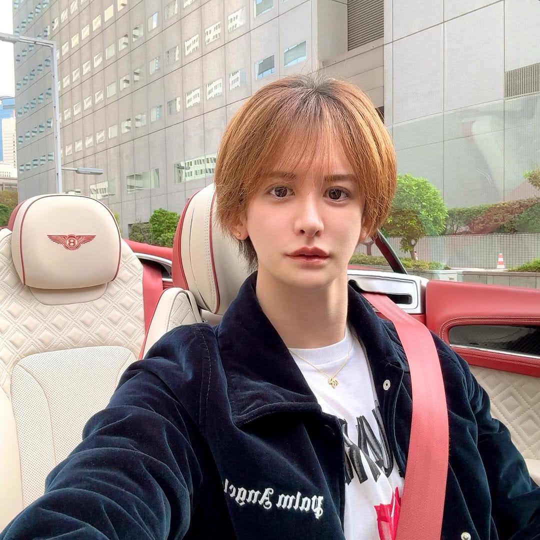 Post 3 by ニキ🏴‍☠️ on Instagram (carousel)