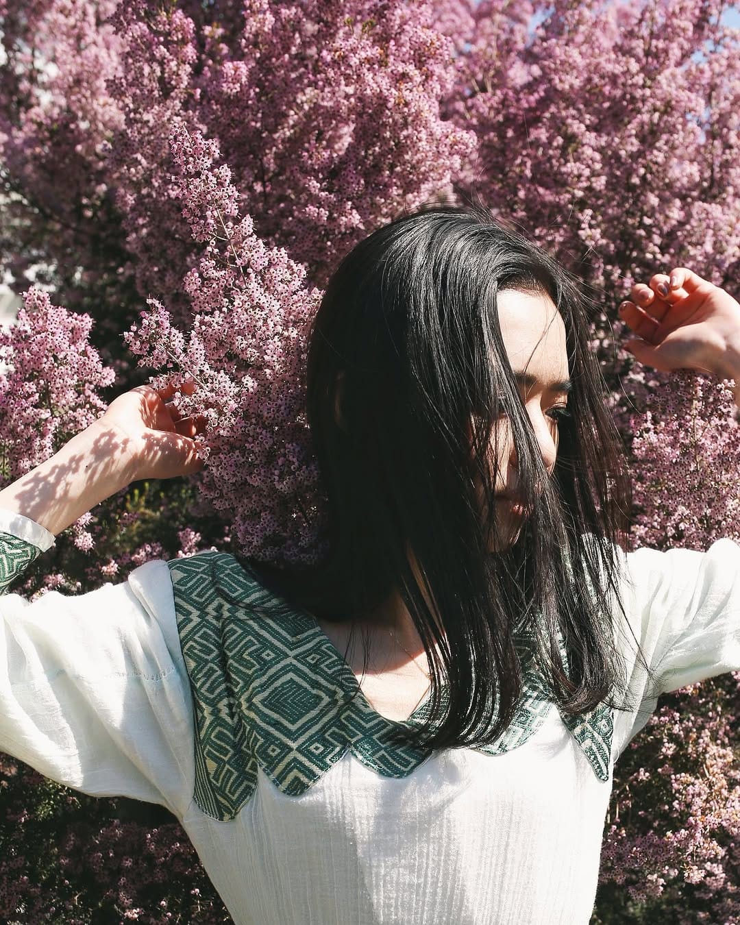Post 2 by ✵ ✵ on Instagram (image)