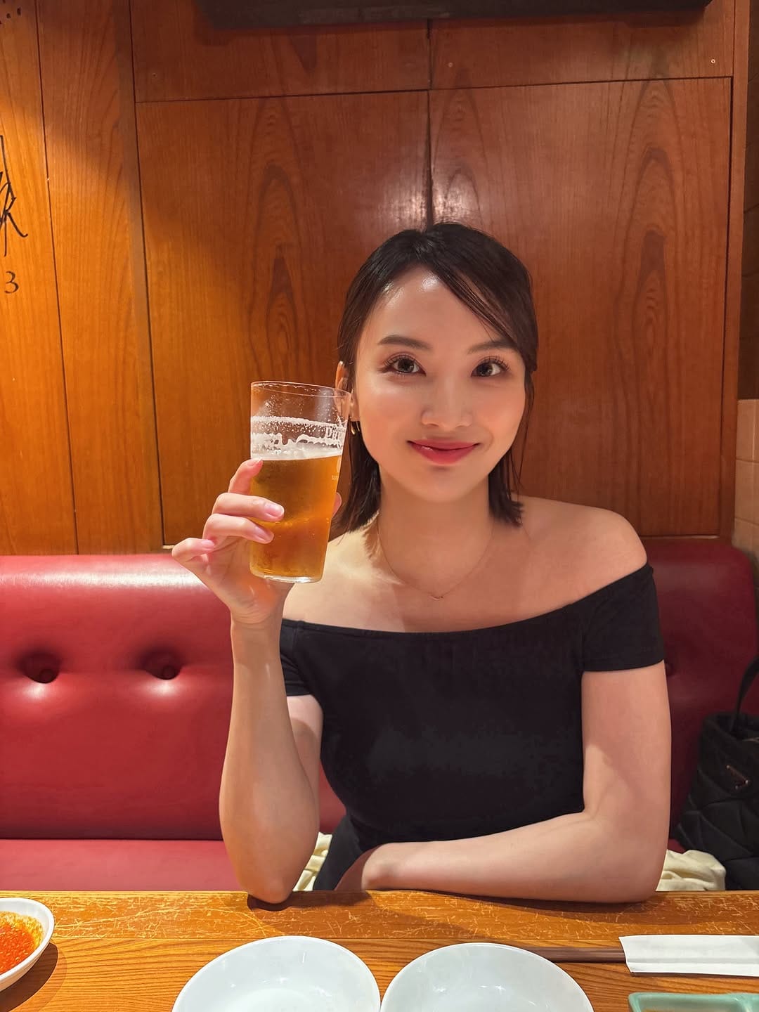 Post 5 by 青山みつ紀 - MI2KI AOYAMA on Instagram (carousel)