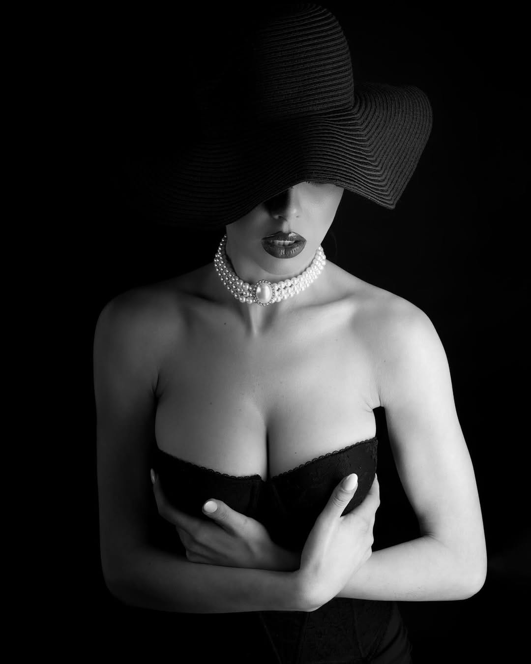 Post 3 by Caterina Mafrica on Instagram (image)