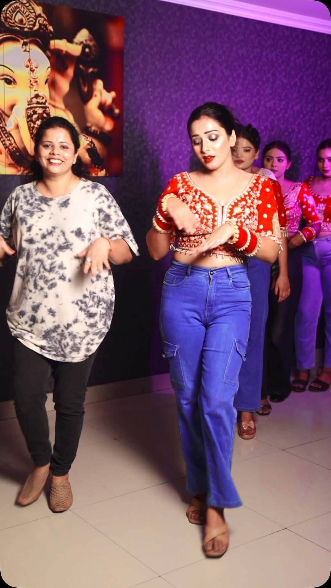 Post 8 by Bridal Zone on Instagram (video)