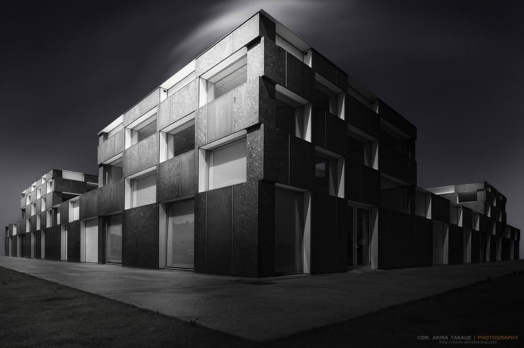Post 2 by Akira TAKAUE on Instagram (image)
