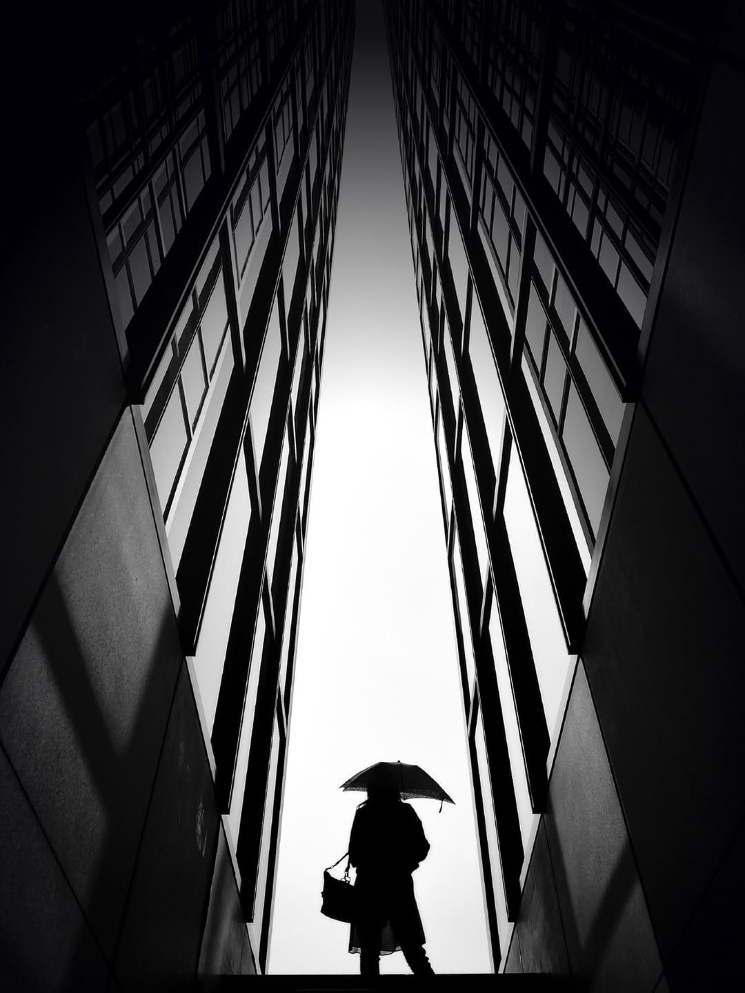 Post 4 by Akira TAKAUE on Instagram (image)