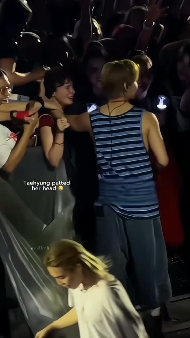 Post 5 by BTS V 방탄소년 김태형 TAEKOOK⟭⟬ on Instagram (video)