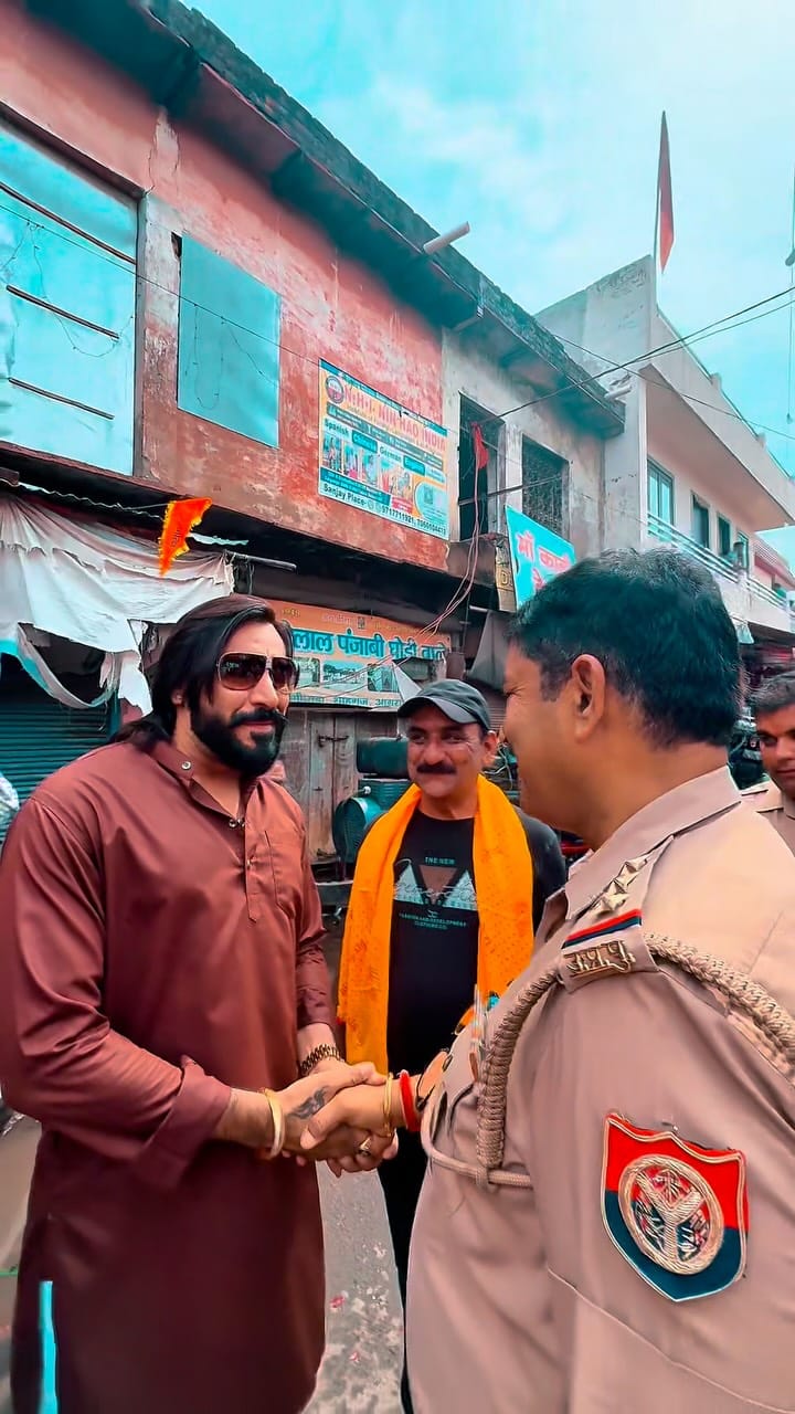 Post 2 by Vikram Vicky Baba on Instagram (video)