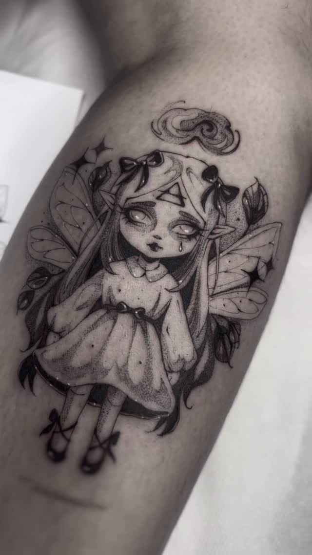 Post 8 by 𝔏𝔢𝔞 𝒲𝔦𝔱𝔥𝔢𝔯 • on Instagram (video)