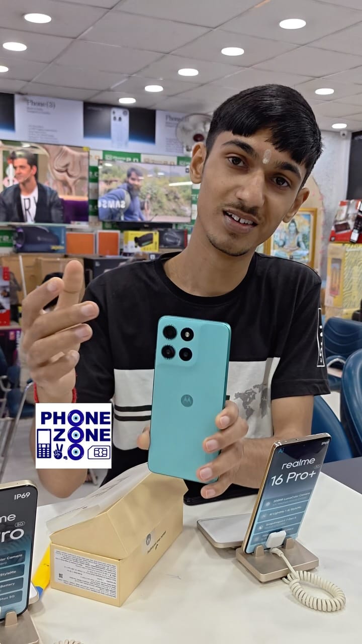 Post 7 by Phone Zone 2.0 on Instagram (video)