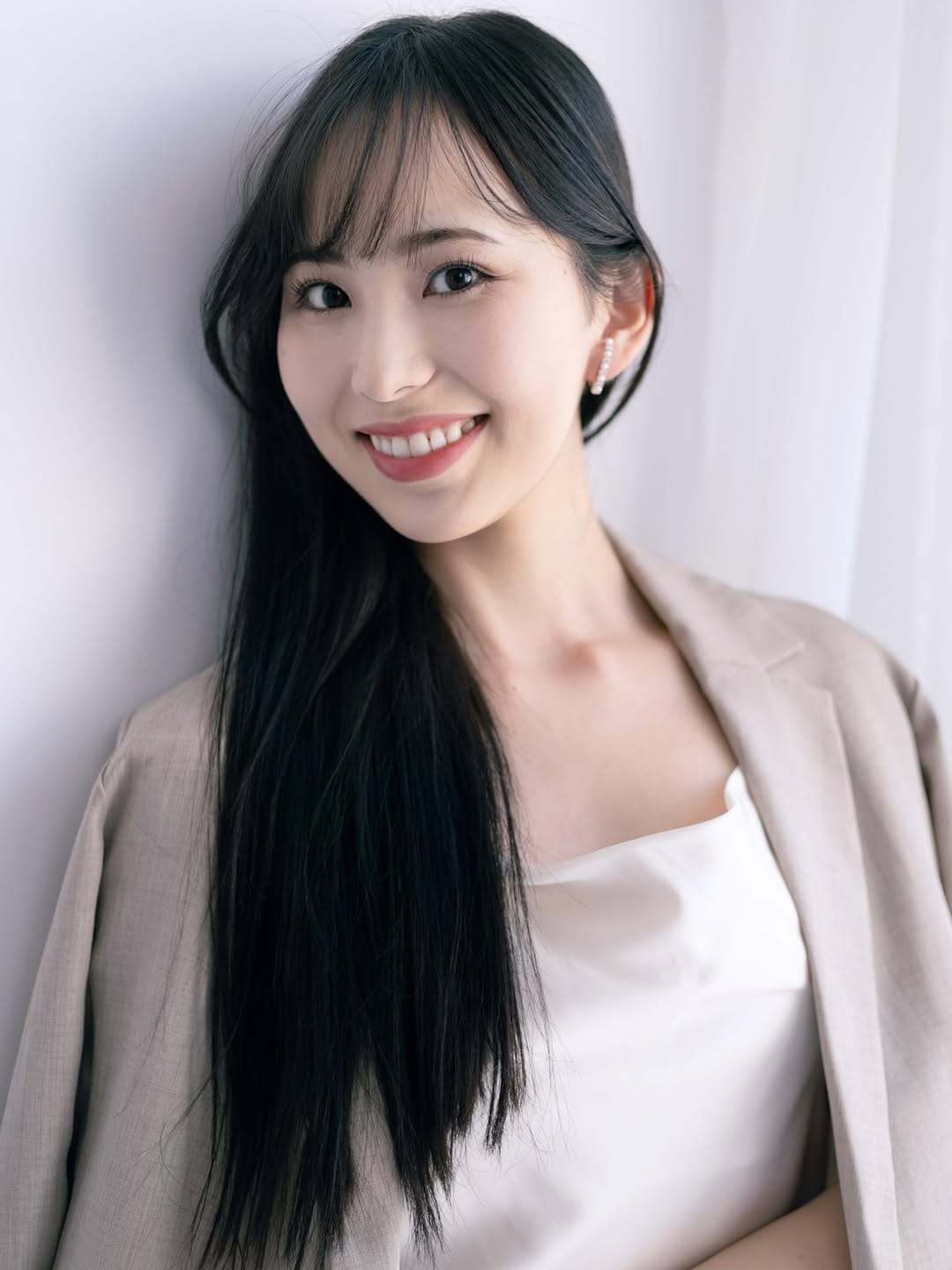 Post 9 by 早川杏奈 Anna Hayakawa on Instagram (carousel)