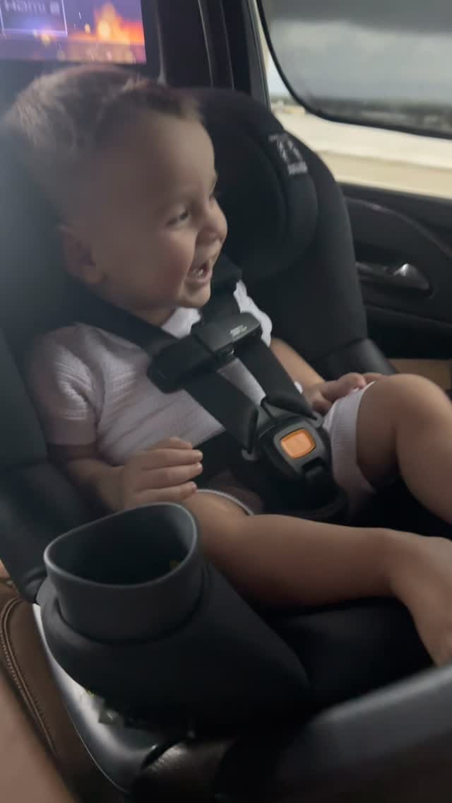 Post 10 by Lala Todorovic on Instagram (video)