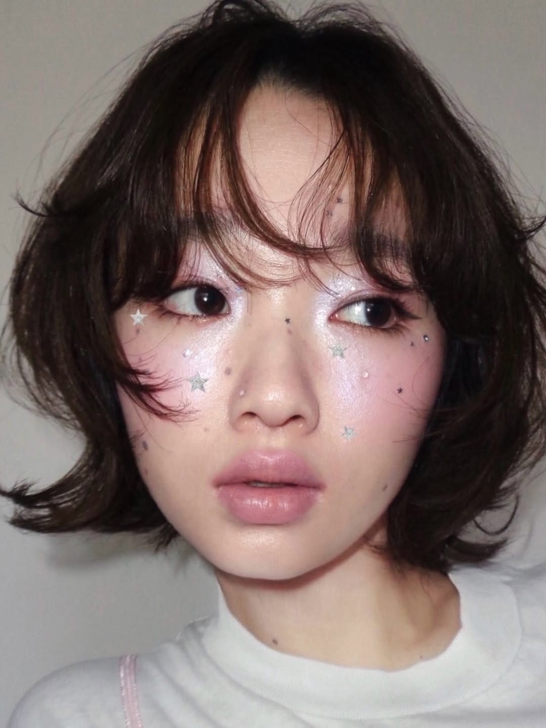 Post 4 by sisu / Ayako / Make up/ makelesson on Instagram (carousel)