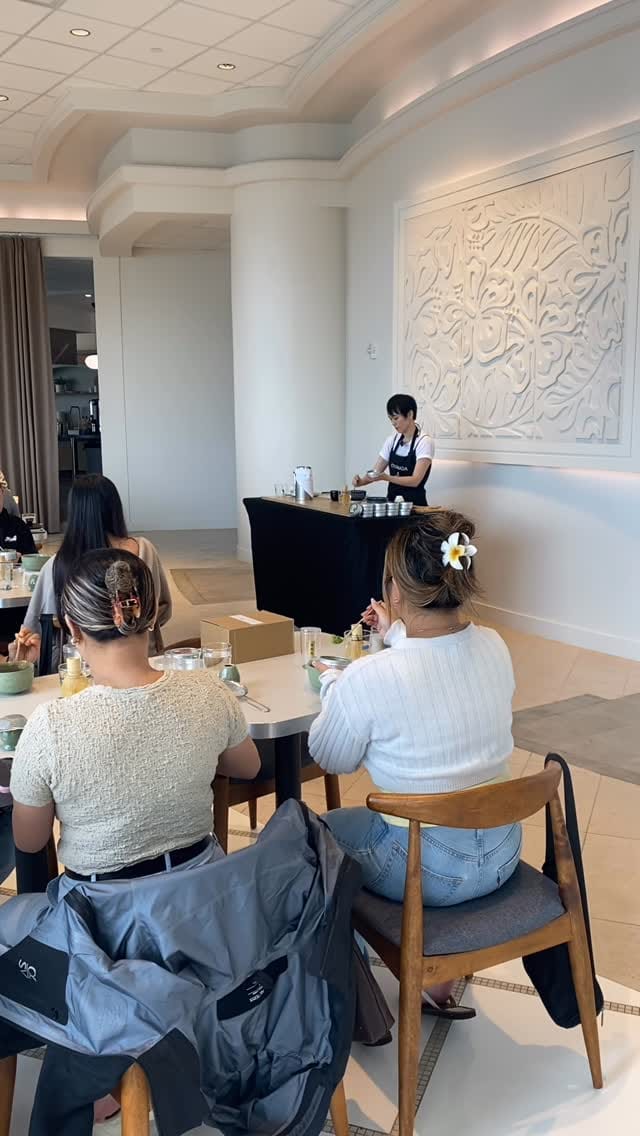 Post 4 by Sayuri Oyamada on Instagram (video)