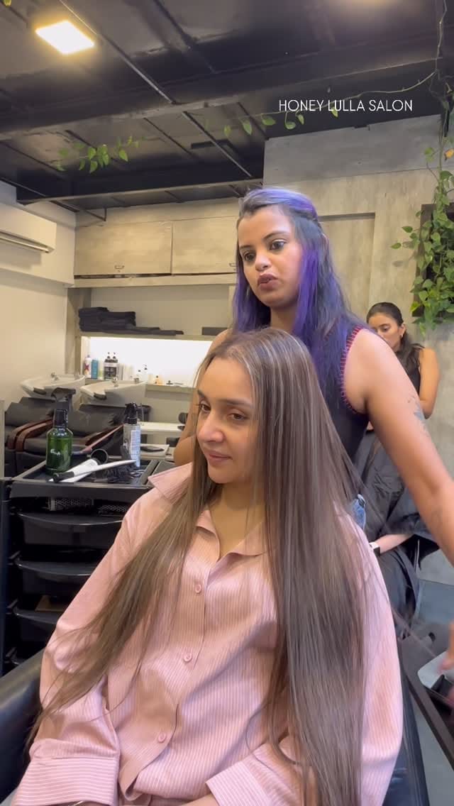 Post 5 by Honey Lulla Salon on Instagram (video)