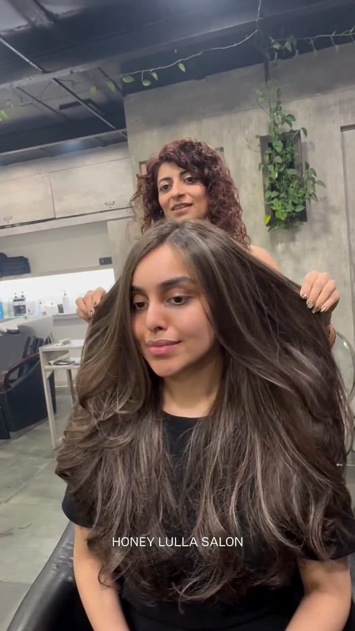 Post 7 by Honey Lulla Salon on Instagram (video)