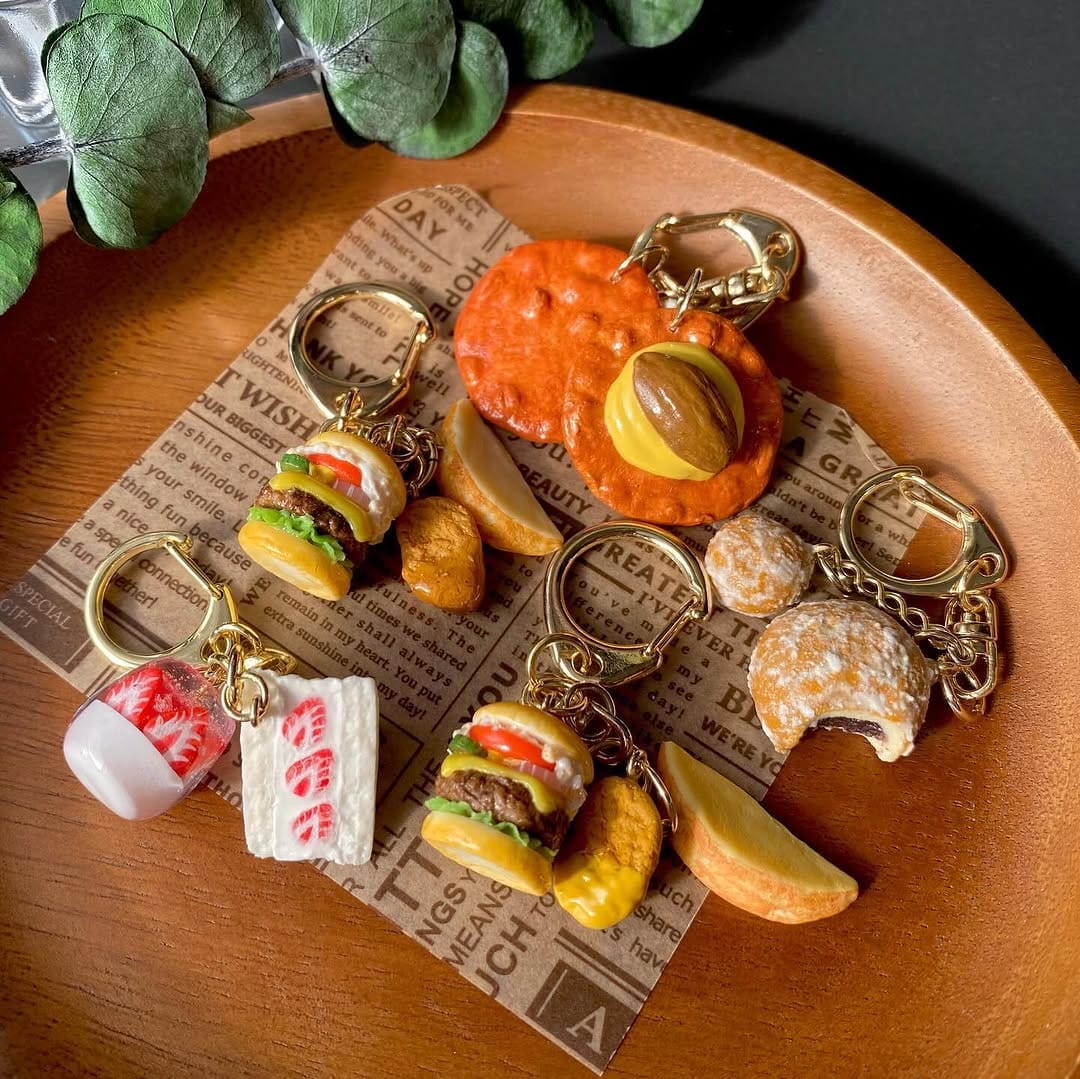 Post 6 by プチプチ食堂　あまず on Instagram (carousel)