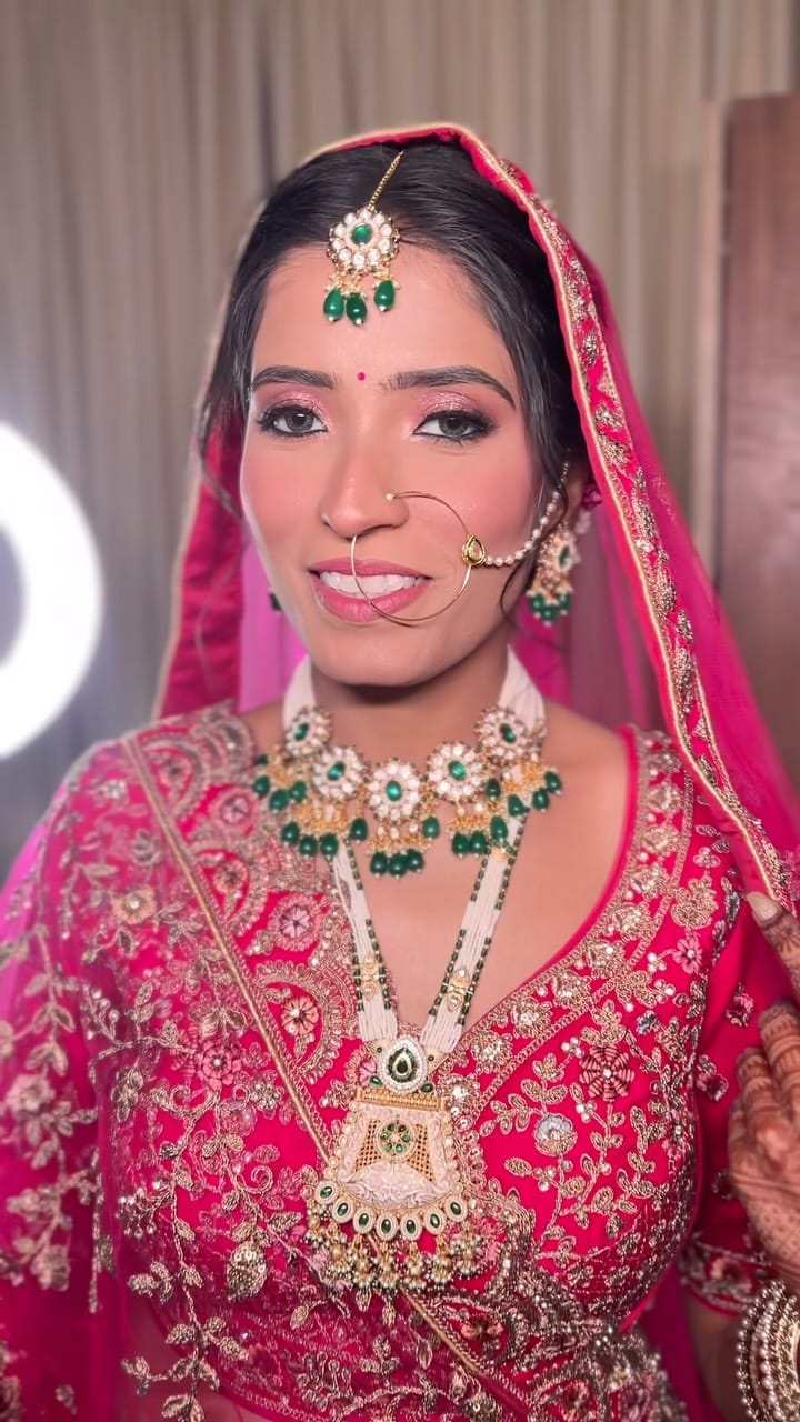 Post 5 by Seema Saini | Best Bridal Makeup Vadodara on Instagram (video)