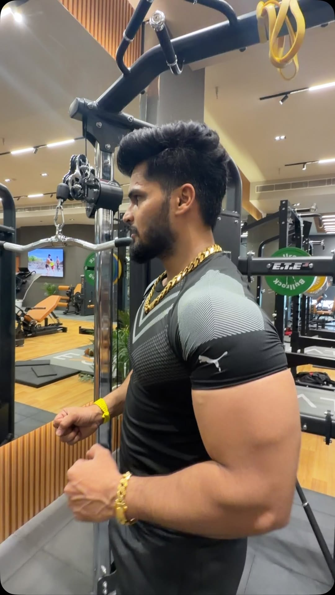 Post 3 by Pawan Sahu on Instagram (video)