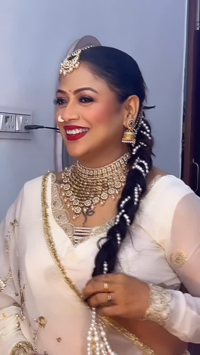 Post 6 by Seema Maurya(Makeup Artist) on Instagram (video)