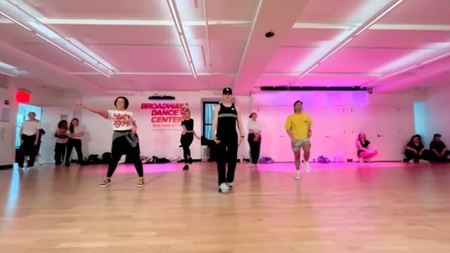 Post 4 by Chio Yamada on Instagram (video)