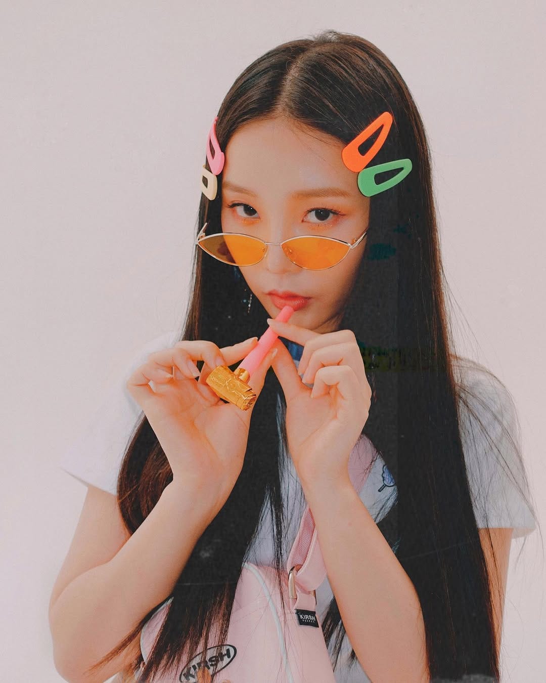 Post 6 by ‘Eyedi(아이디-남유진)’ Official Page on Instagram (image)