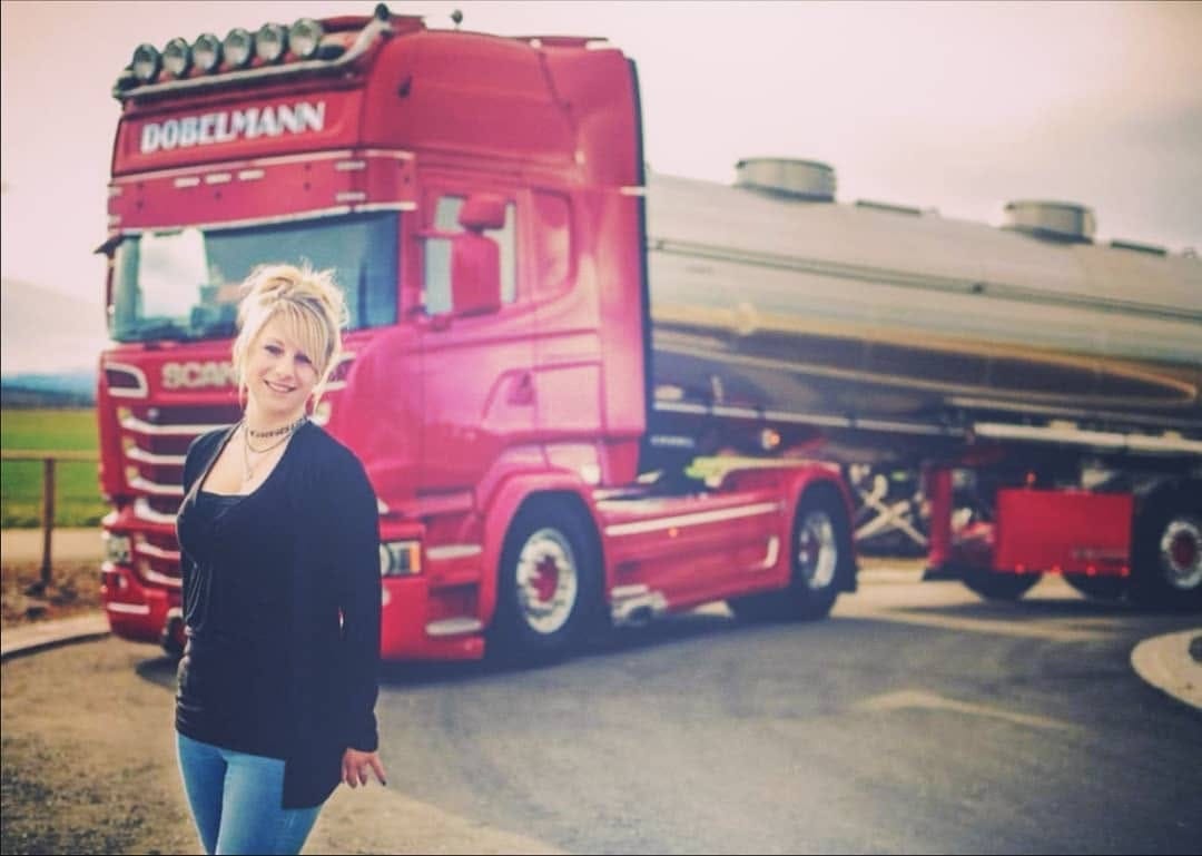 Post 6 by Trucker Babes on Instagram (image)