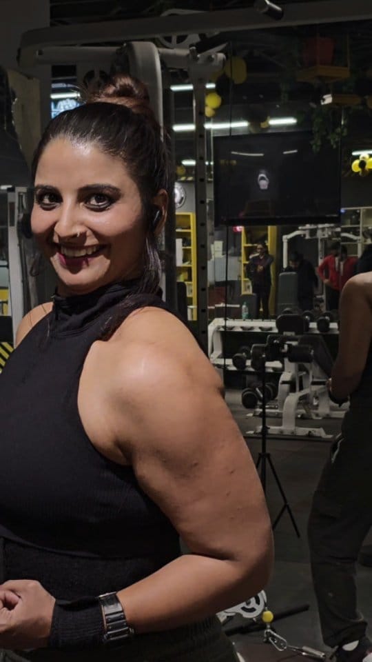 Post 9 by Pooja Rana on Instagram (video)