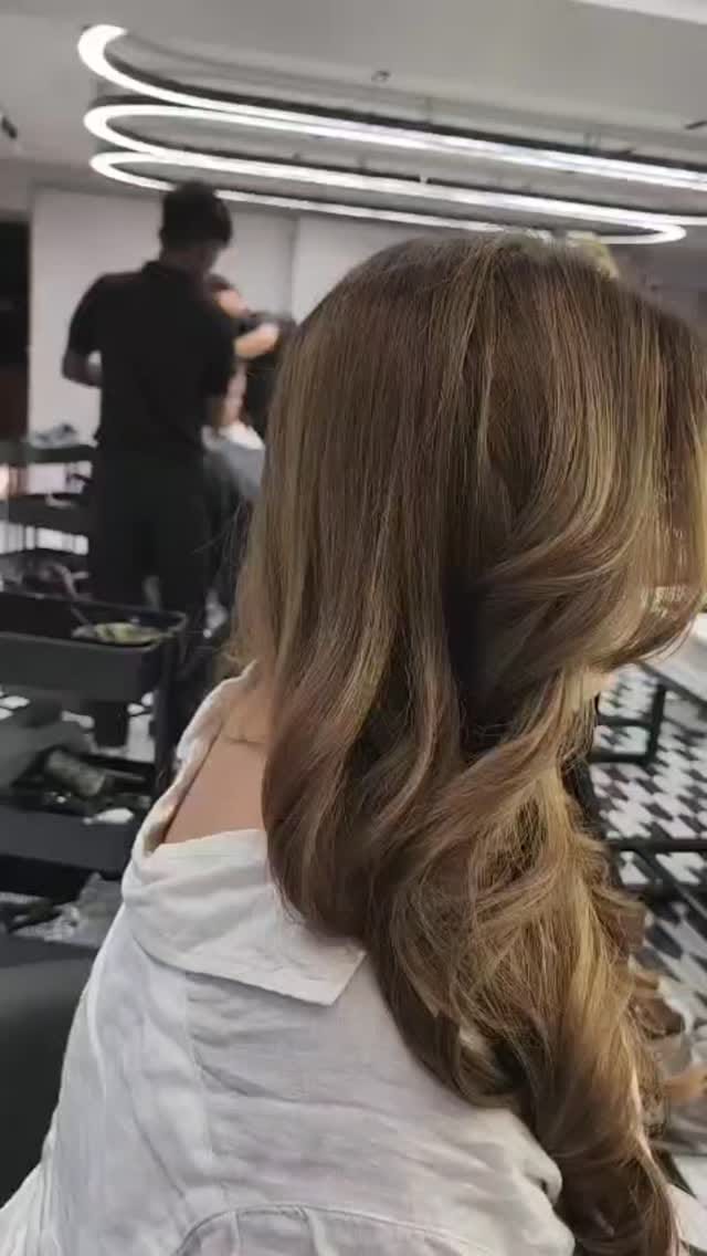 Post 4 by FUNK SALON on Instagram (video)