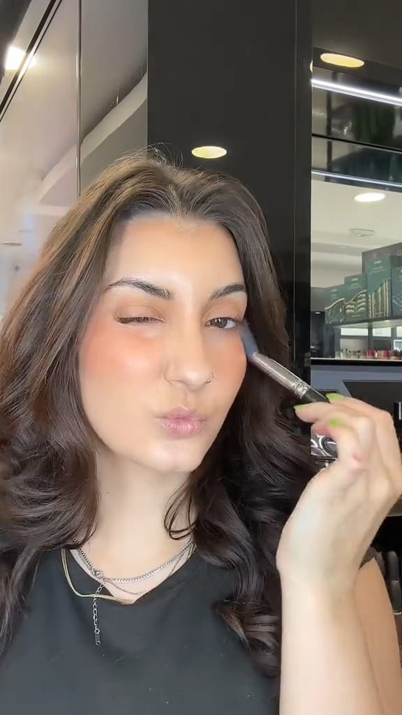 Post 5 by 𝐌·𝐀·𝐂 𝐂𝐨𝐬𝐦𝐞𝐭𝐢𝐜𝐬 𝐆𝐫𝐞𝐞𝐜𝐞 𝐌𝐚𝐫𝐤𝐞𝐭 on Instagram (video)