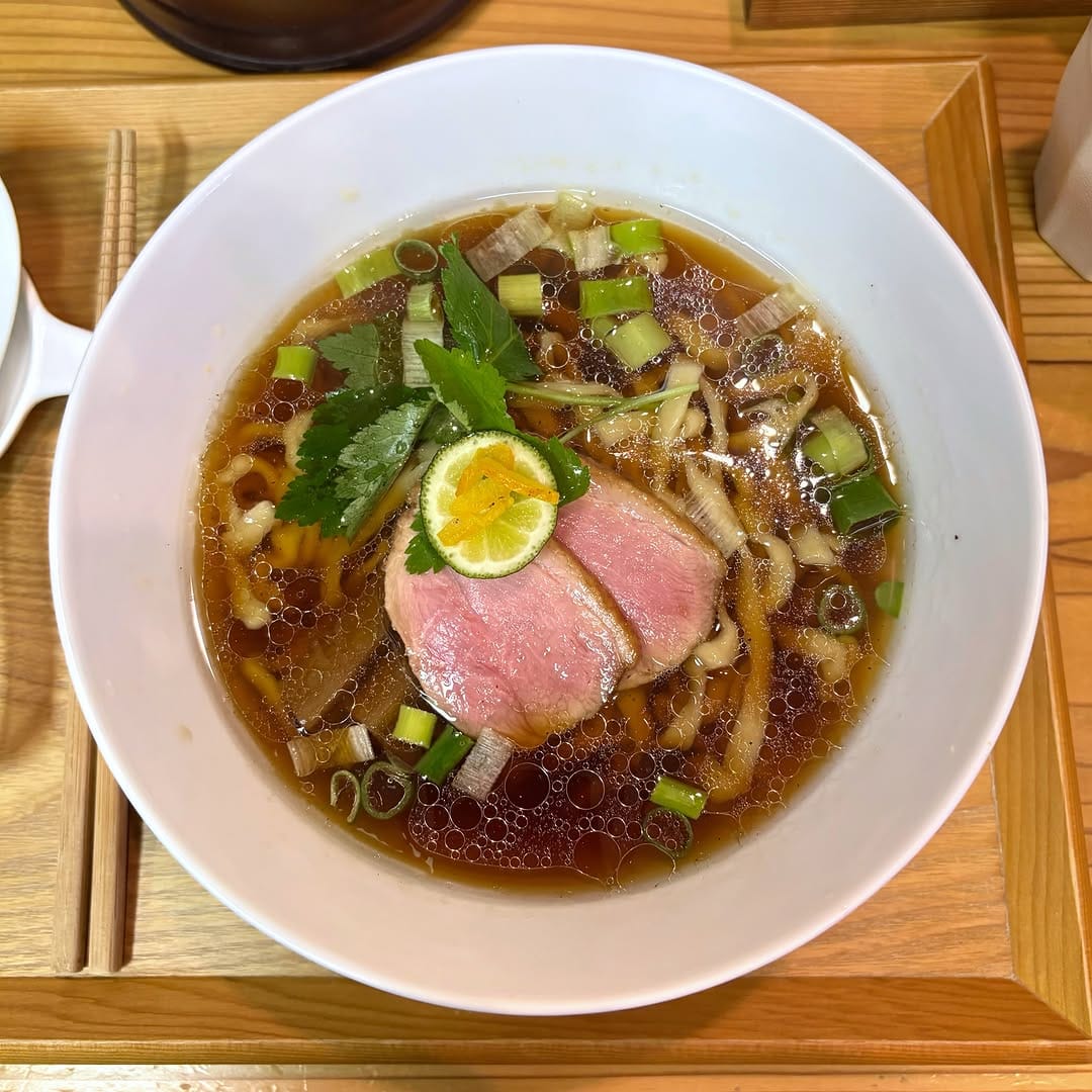 Post 7 by CHIKA🍜 大阪ラーメン・兵庫ラーメン on Instagram (carousel)