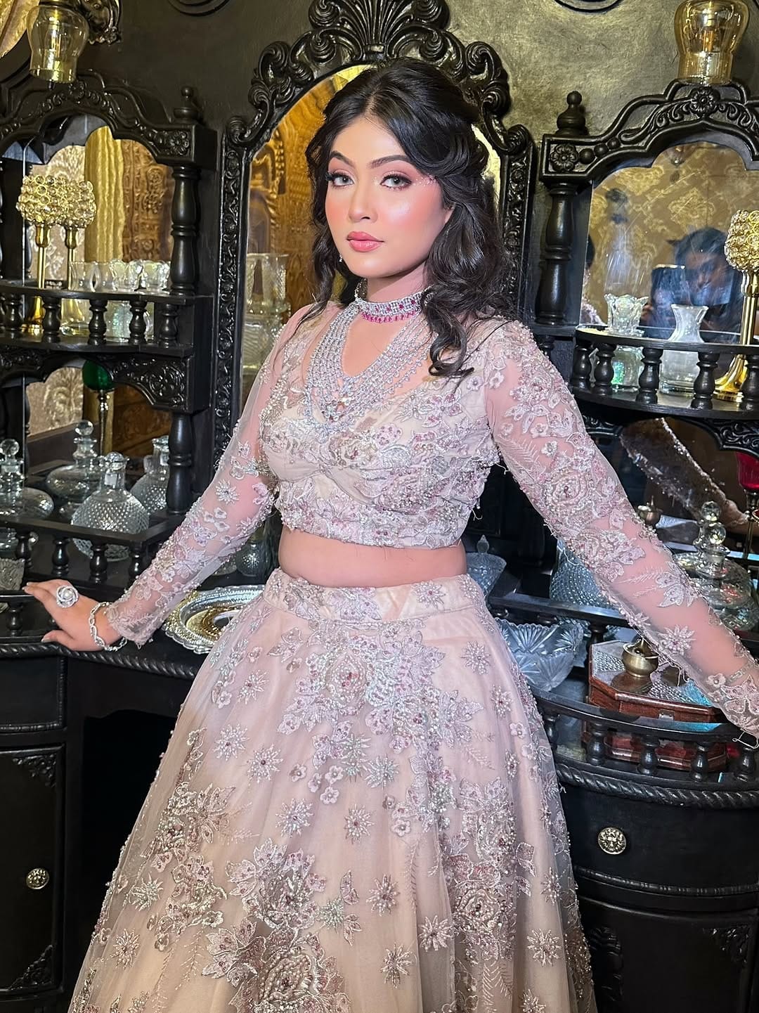 Post 10 by Deepa Tanti on Instagram (carousel)