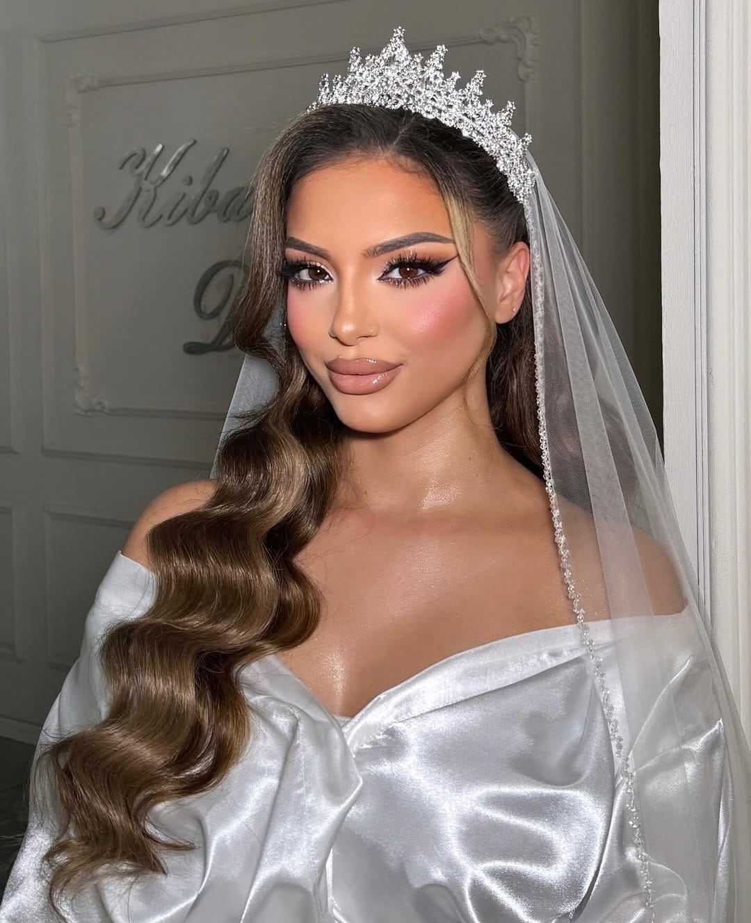 Post 4 by 𝐇𝐚𝐢𝐫&𝐌𝐚𝐤𝐞𝐮𝐩 𝐒𝐭𝐮𝐝𝐢𝐨 𝐊𝐈𝐁𝐀𝐑 𝐃𝐎𝐑𝐔𝐋 on Instagram (image)